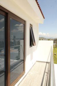 Ventana PVC con propiedades termo acusticas